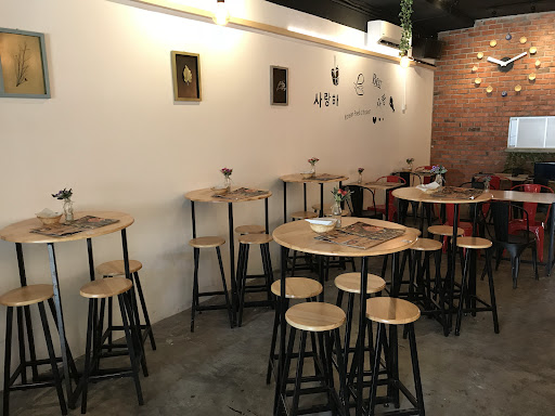 Kor3an Fried Chicken三个小鲜肉 Kor3an Fried Chicken三个小鲜肉