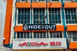 Hide Or Out Cafe & Space – H2O